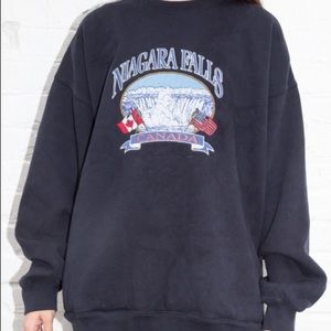 Brandy Melville NWT erica niagara falls sweatshirt